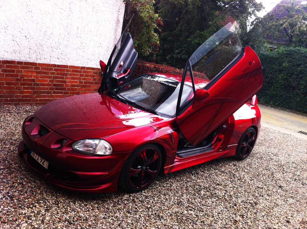 NAC DEEP RED TO BLACK LASUR